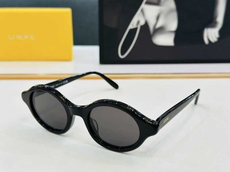 Loewe Sunglasses Bold 280324