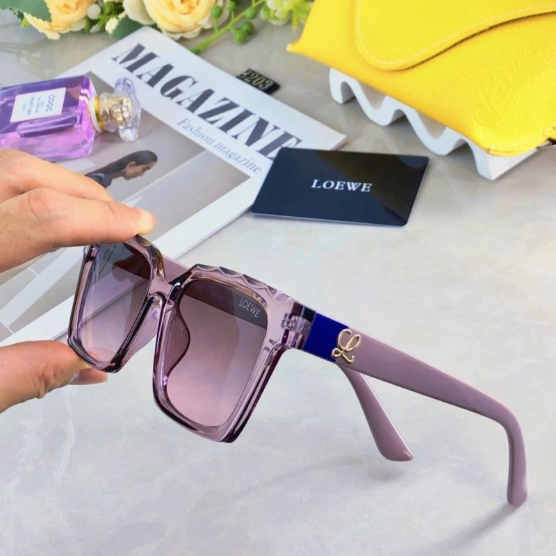 Loewe Sunglasses Sleek 280311