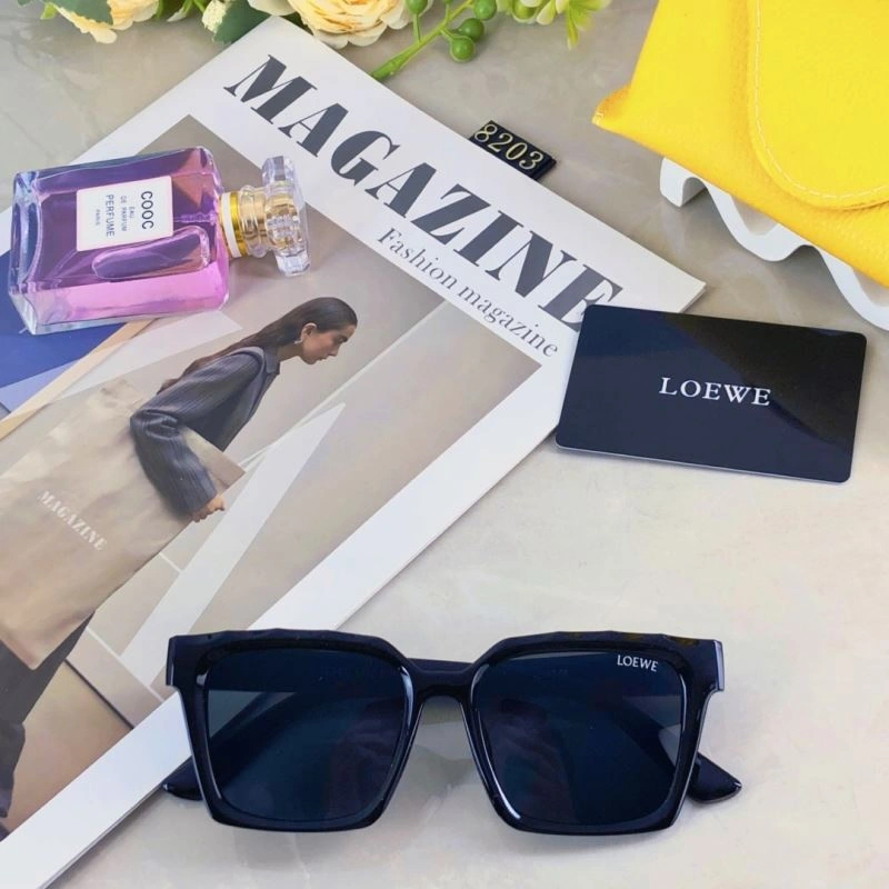 Loewe Sunglasses Sleek 280311