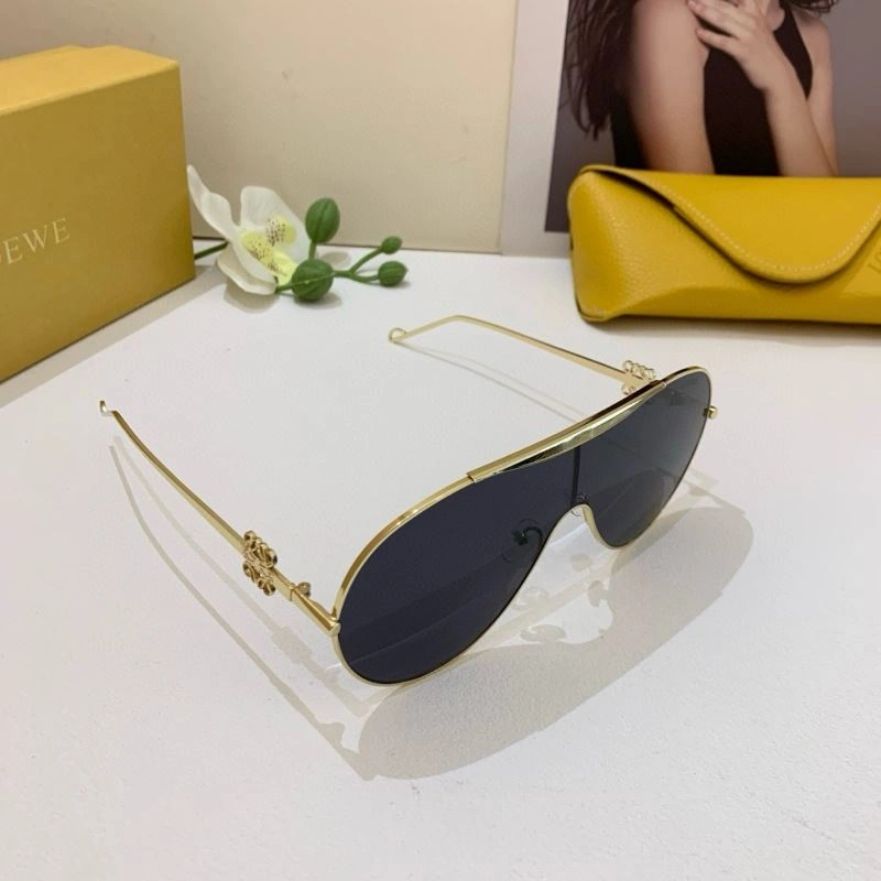 Loewe Sunglasses Sleek 280304