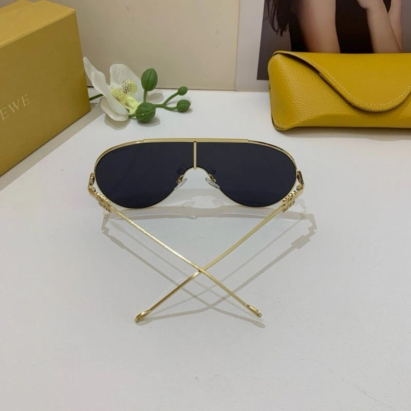 Loewe Sunglasses Sleek 280304