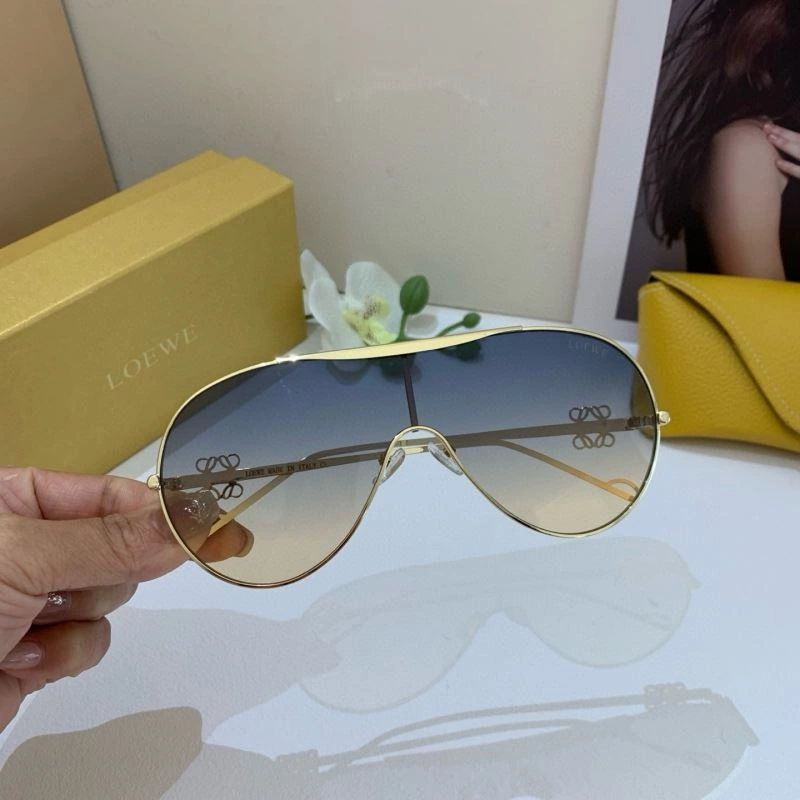 Loewe Sunglasses Soft 280307