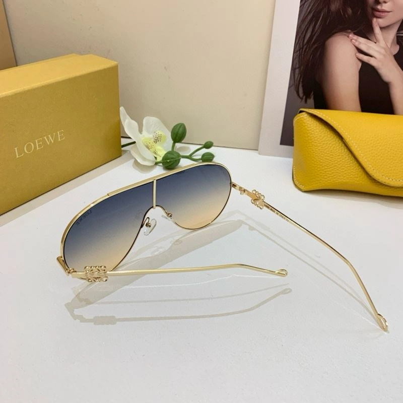 Loewe Sunglasses Soft 280307