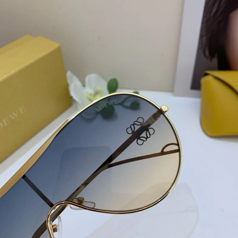 Loewe Sunglasses Soft 280307