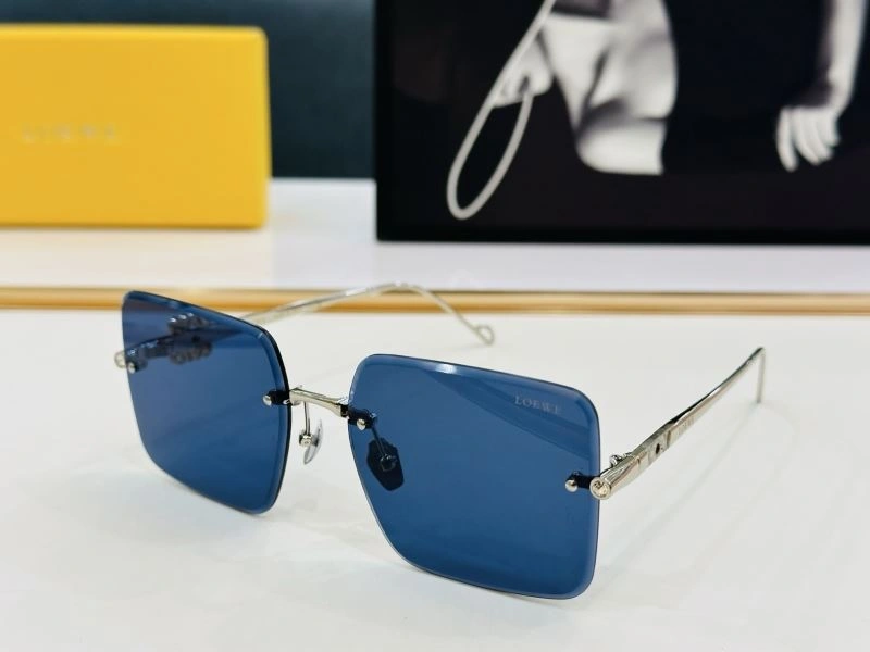 Fashionable Loewe Sunglasses 280334