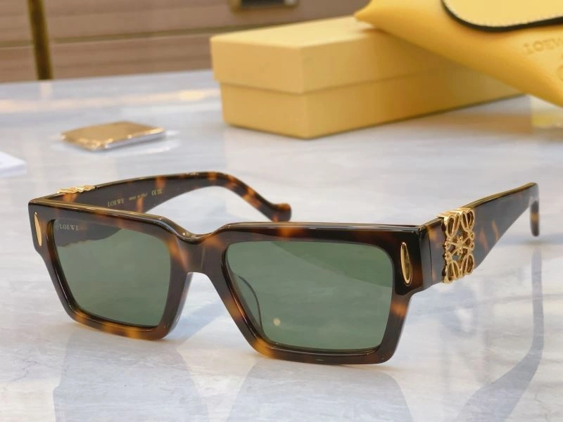 Fashionable Loewe Sunglasses 280320