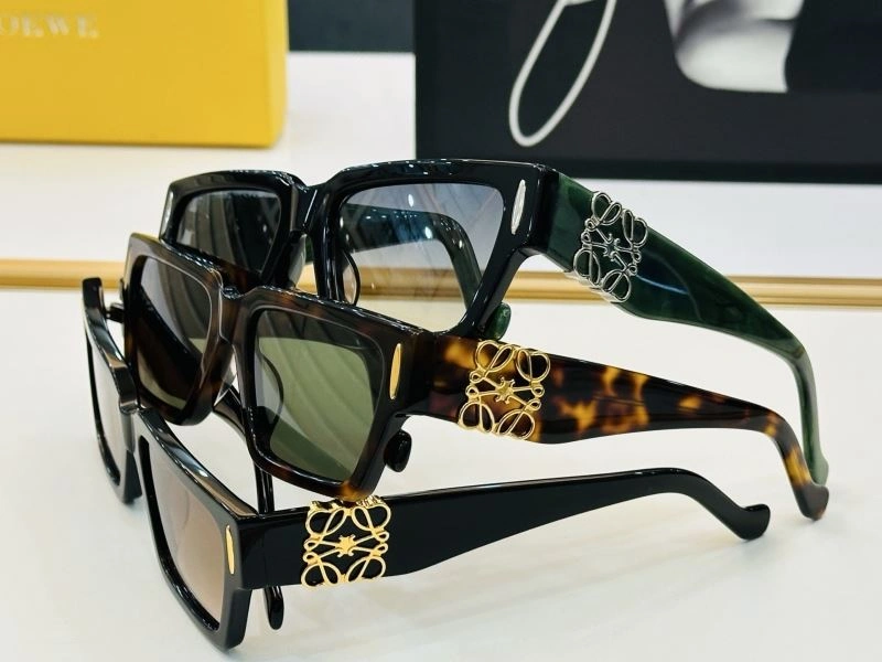 Loewe Sunglasses Durable 280316