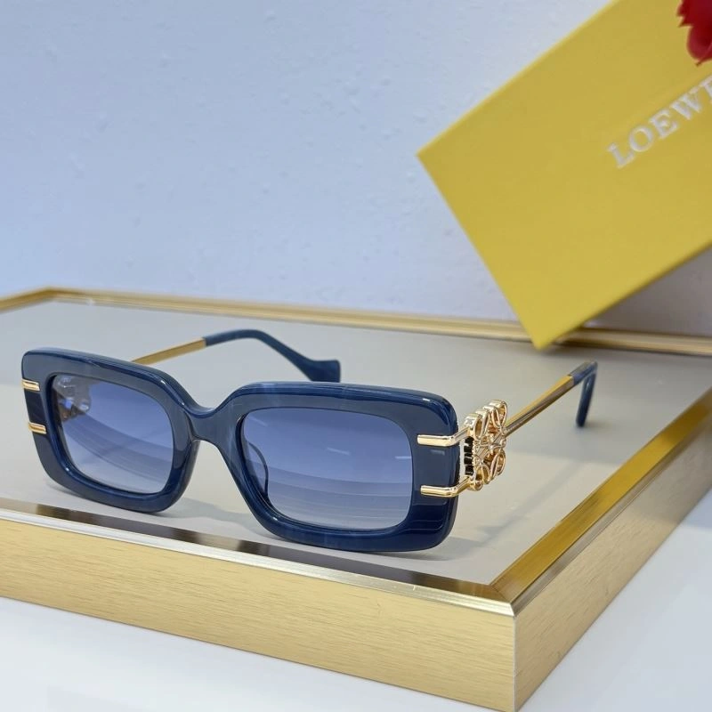 Refined Loewe Sunglasses 280390