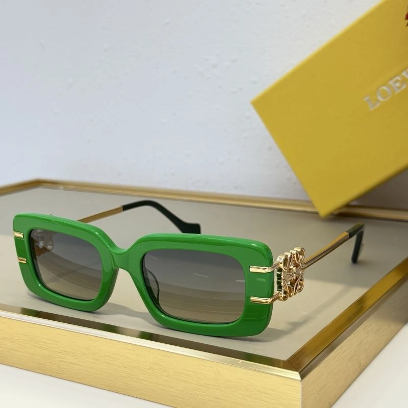 Refined Loewe Sunglasses 280390