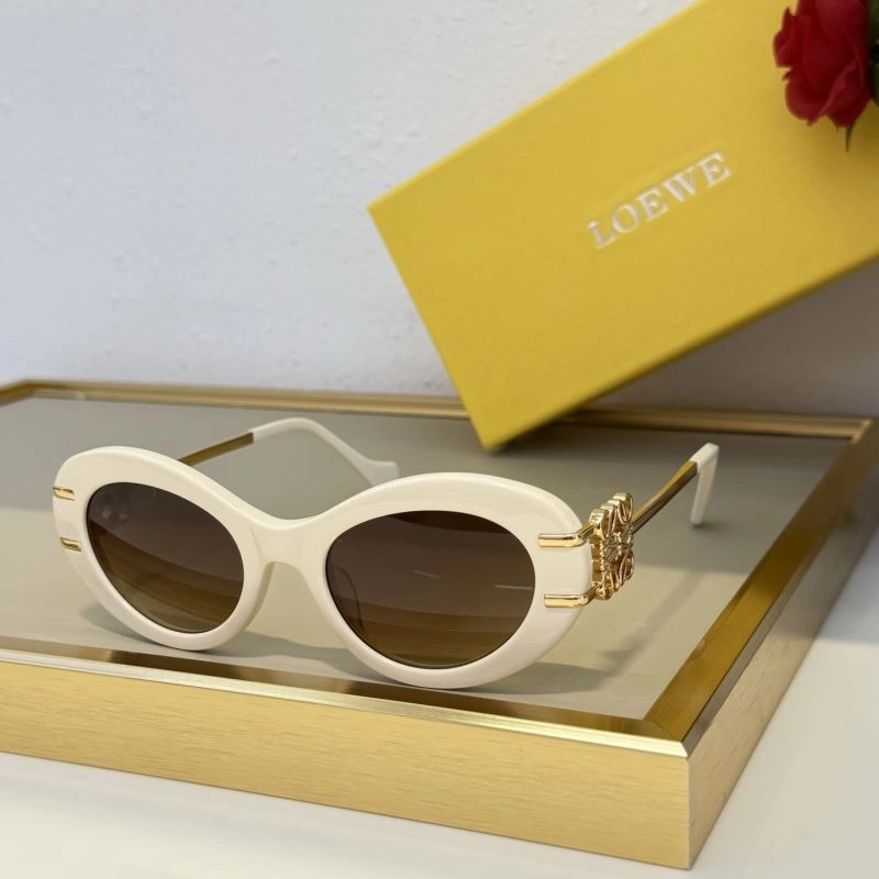 WellDesigned Loewe Sunglasses 280391