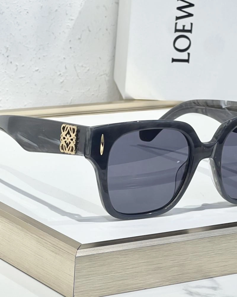 Breathable Loewe Sunglasses 280389