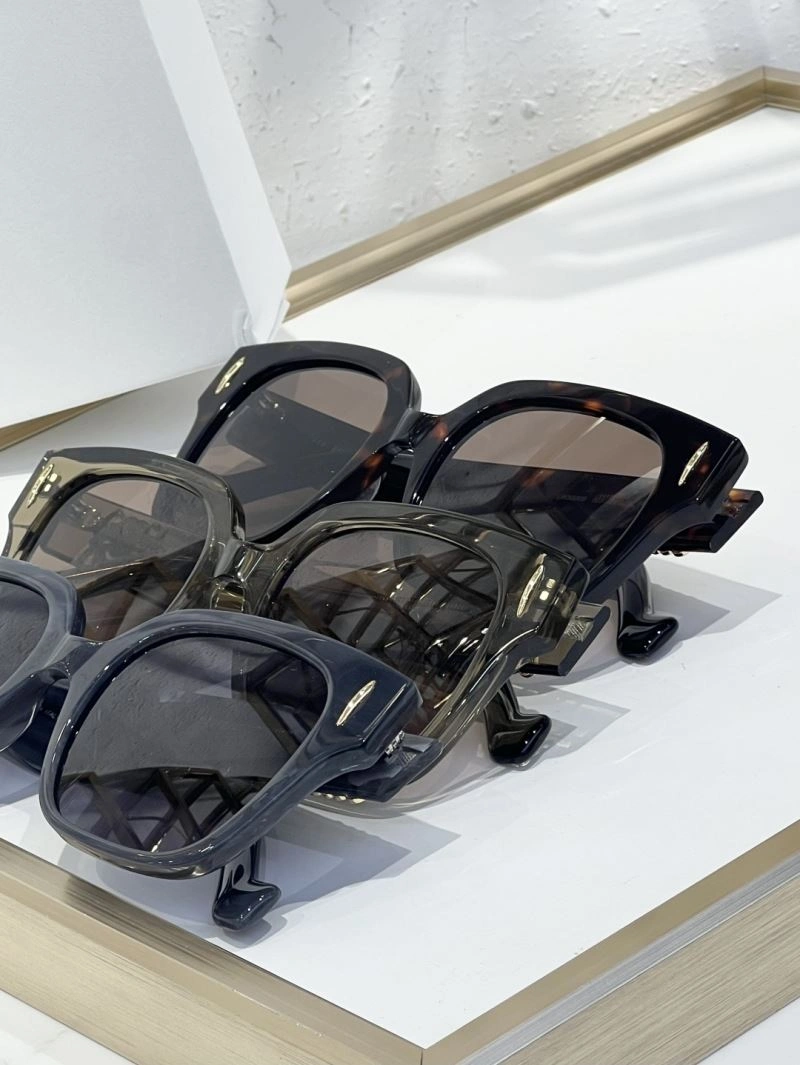 Breathable Loewe Sunglasses 280389