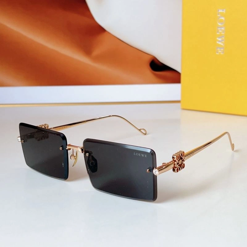 Minimalist Loewe Sunglasses 280379