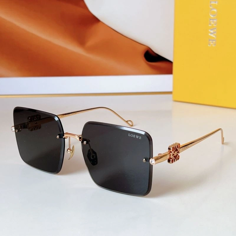 Loewe Sunglasses Soft 280378