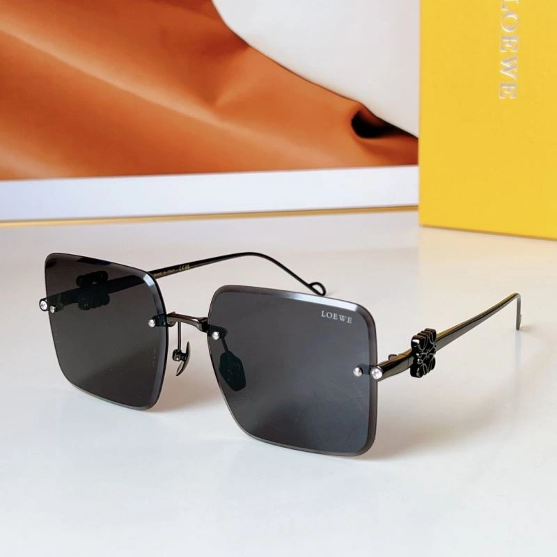 Loewe Sunglasses Soft 280378