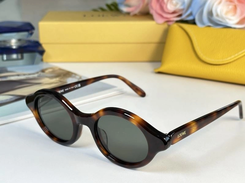 Breathable Loewe Sunglasses 280369
