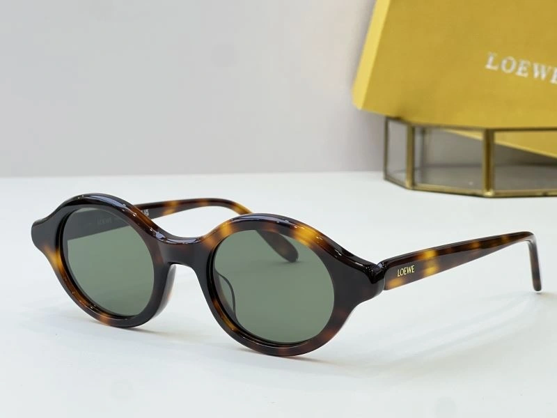 Snug Loewe Sunglasses 280371