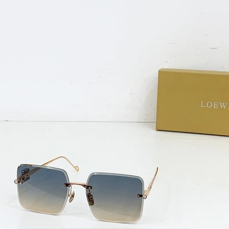 Sporty Loewe Sunglasses 280346