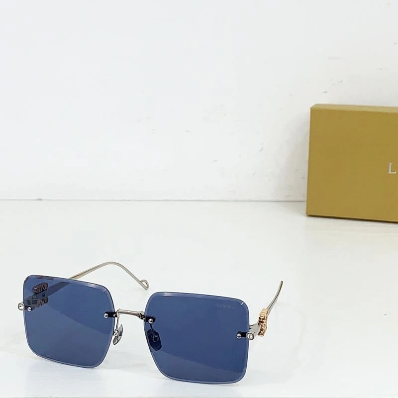 Sporty Loewe Sunglasses 280346