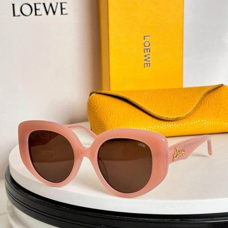 Loewe Sunglasses Versatile 280344