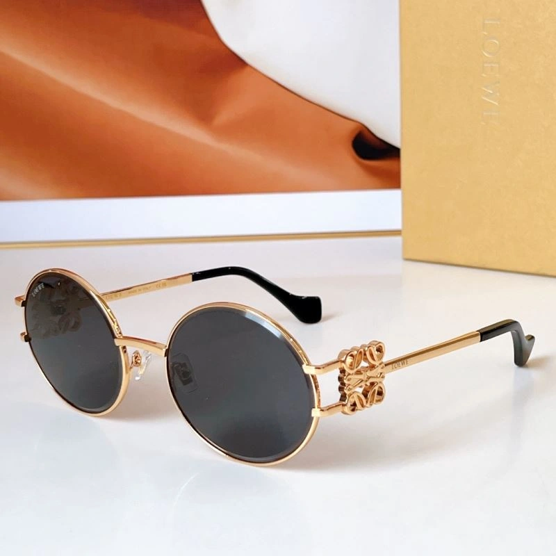 Casual Loewe Sunglasses 280348