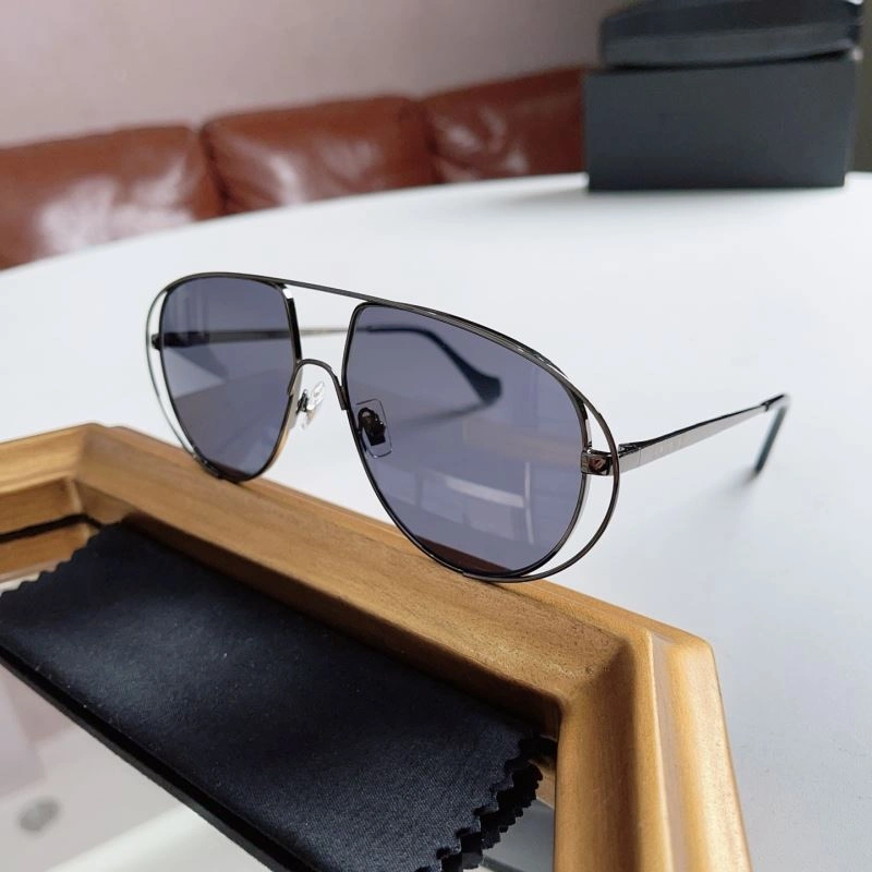 Loewe Sunglasses FlexibleFit 280337