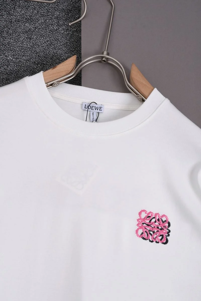 Loewe T-Shirts Chic 163996
