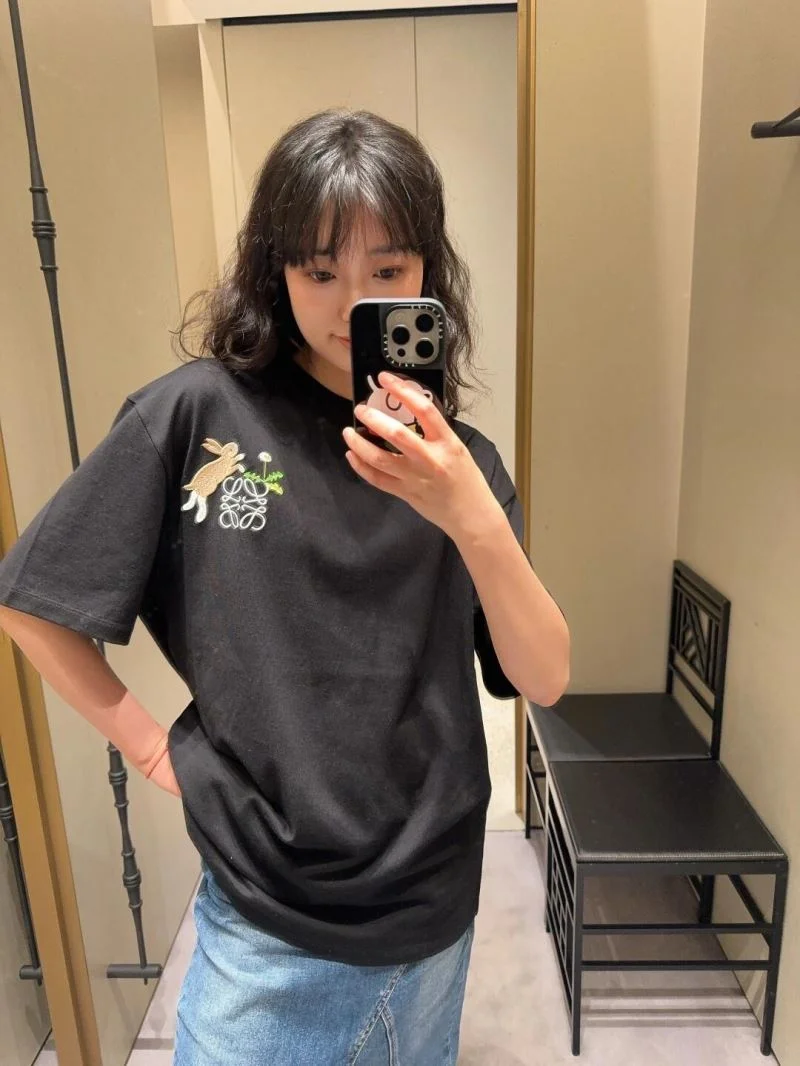 Effortless Loewe T-Shirts 163742