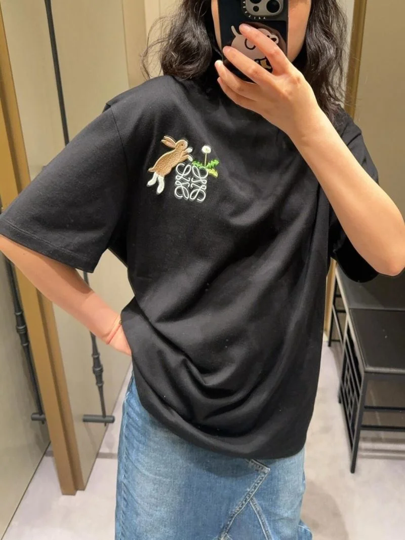 Effortless Loewe T-Shirts 163742