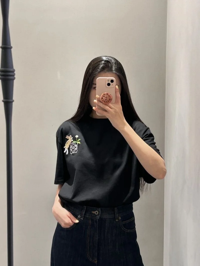 Effortless Loewe T-Shirts 163742