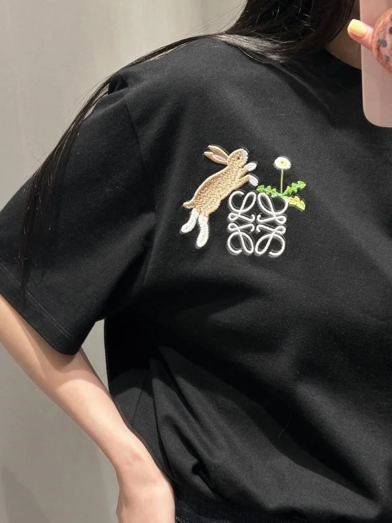 Effortless Loewe T-Shirts 163742