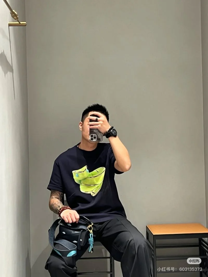 Loewe T-Shirts Breathable 163666