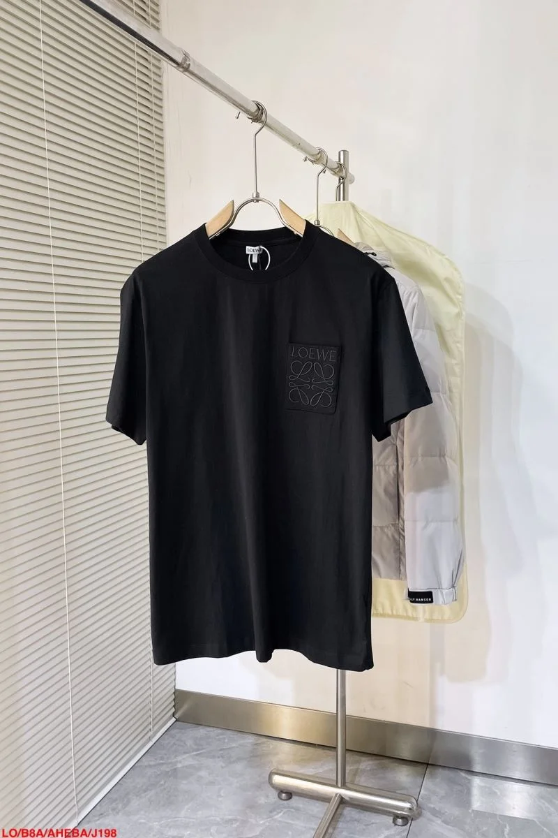 UrbanChic Loewe T-Shirts 164149