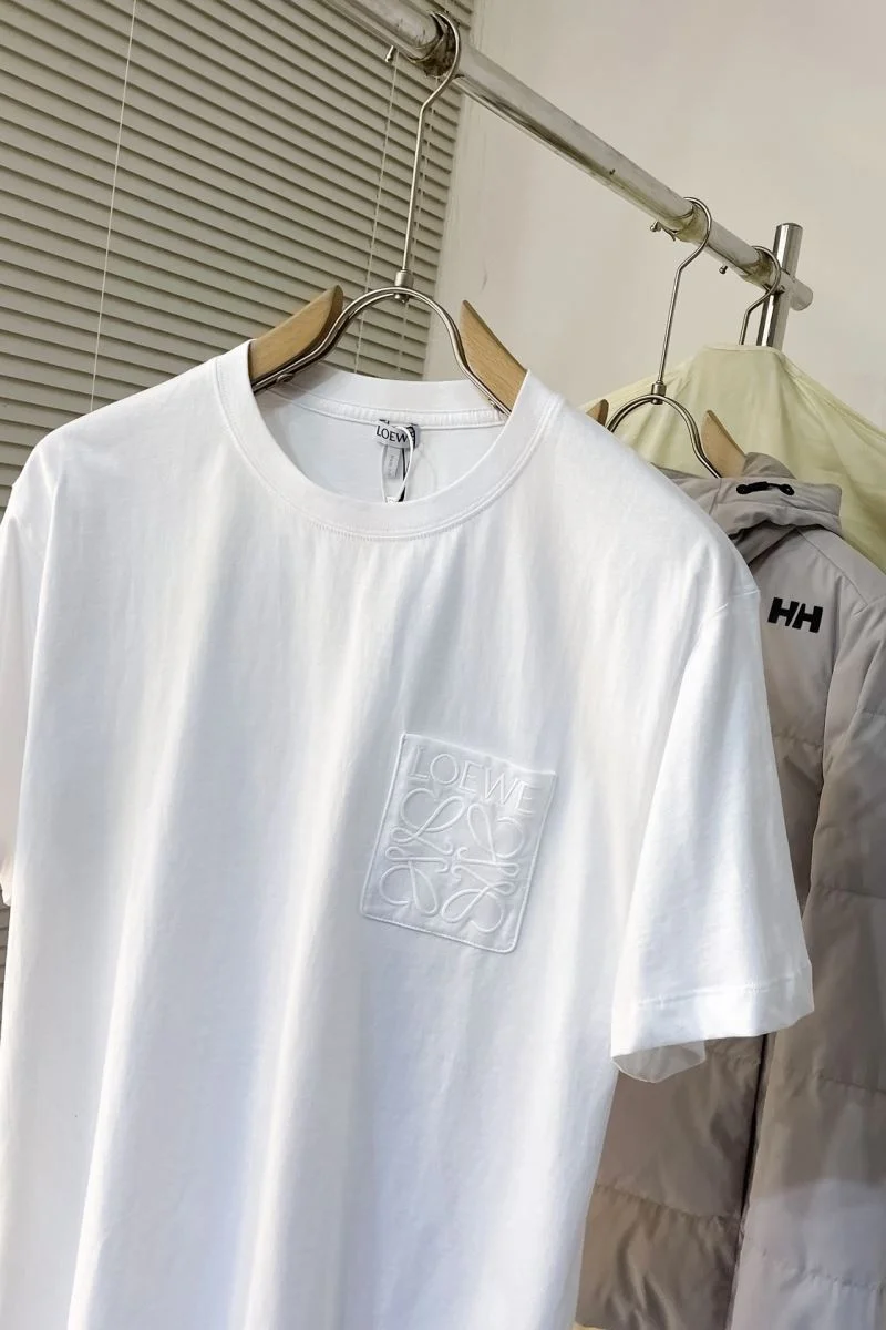 UrbanChic Loewe T-Shirts 164149