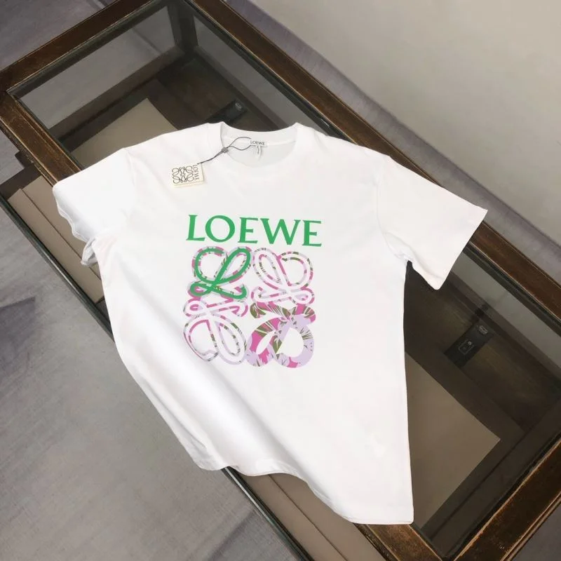 UrbanChic Loewe T-Shirts 164111
