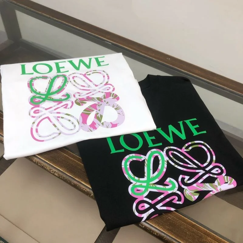 UrbanChic Loewe T-Shirts 164111