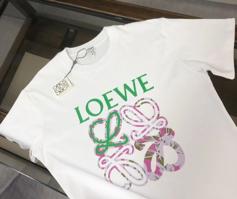 UrbanChic Loewe T-Shirts 164111