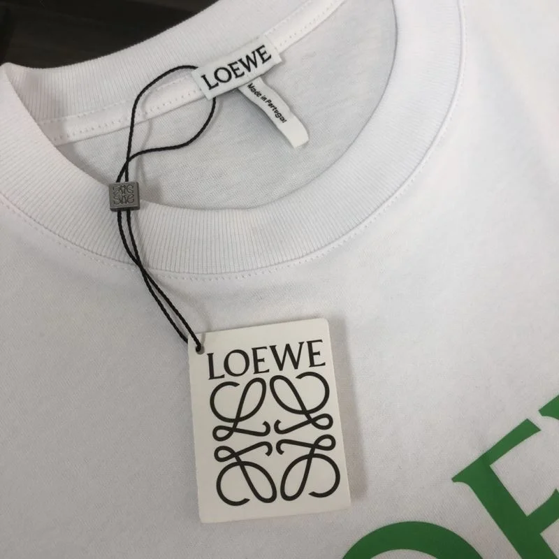 UrbanChic Loewe T-Shirts 164111