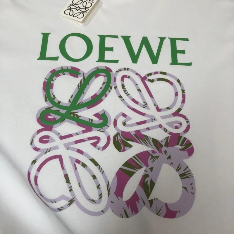 UrbanChic Loewe T-Shirts 164111
