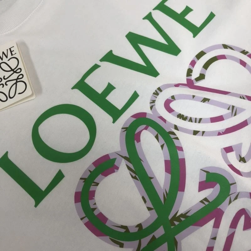 UrbanChic Loewe T-Shirts 164111