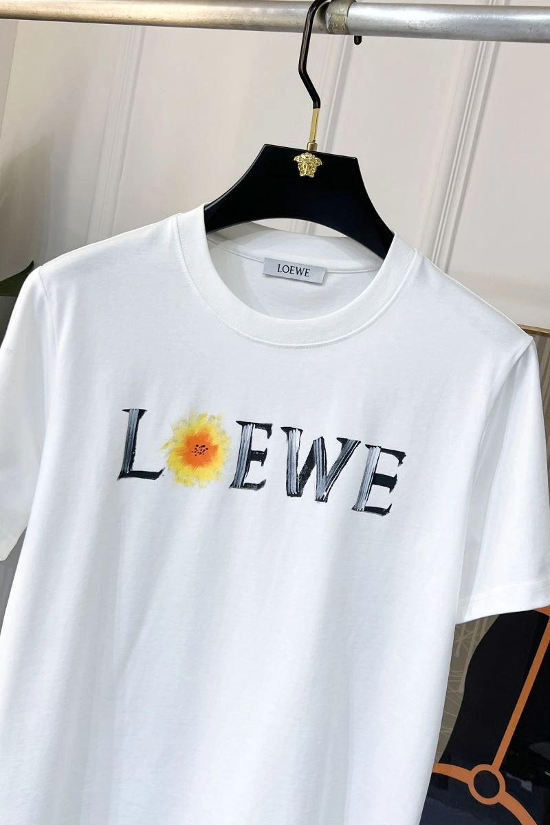 Versatile Loewe T-Shirts 161584