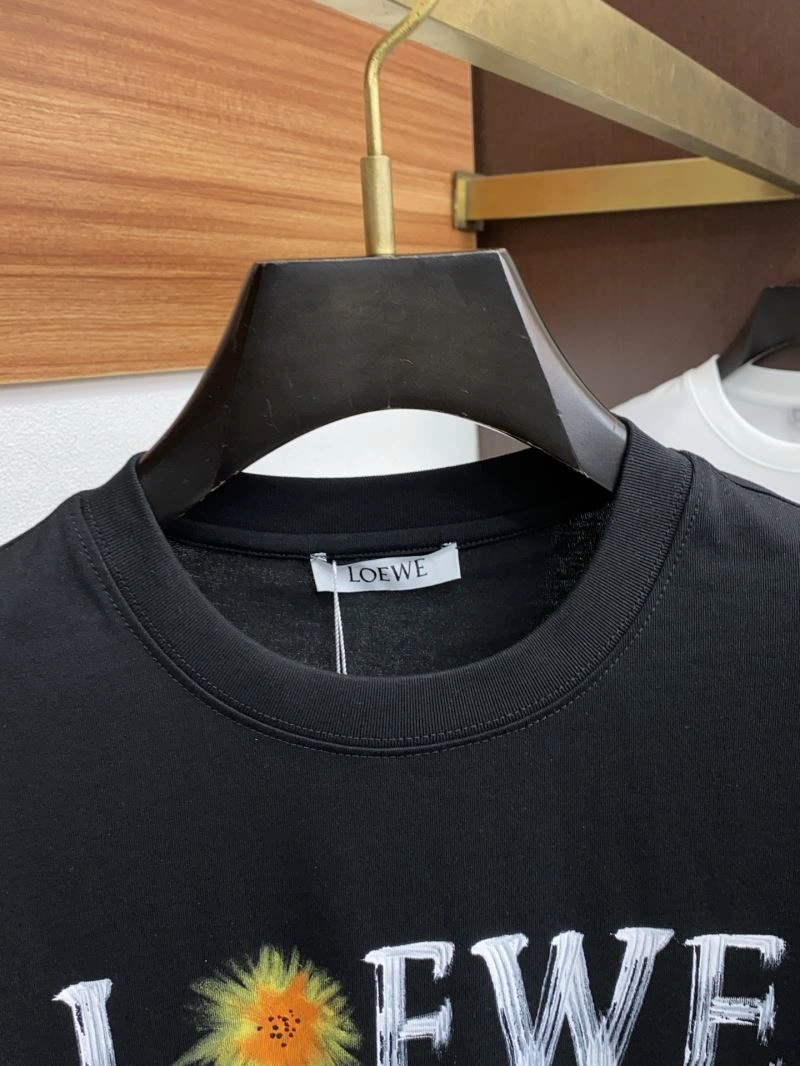 Loewe T-Shirts Chic 160496