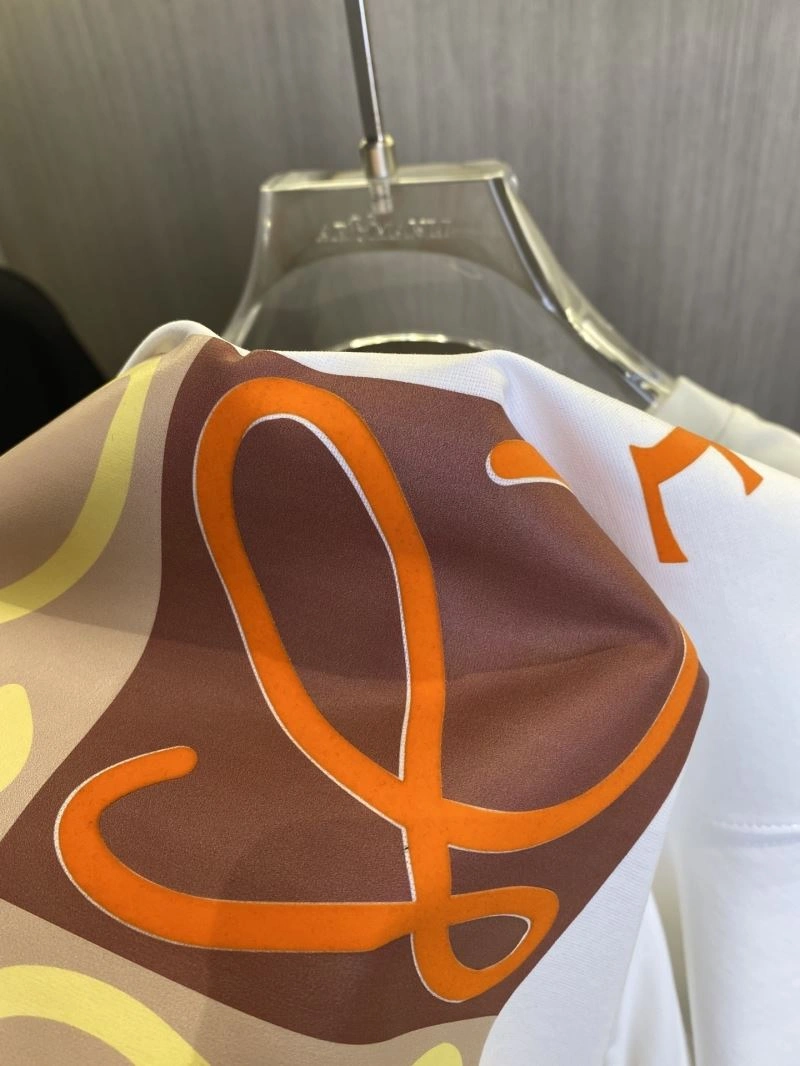 Loewe T-Shirts Versatile 160403