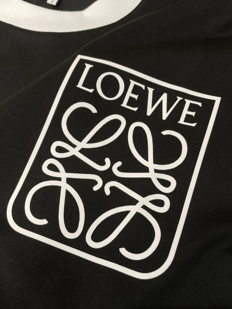 UrbanChic Loewe T-Shirts 160366
