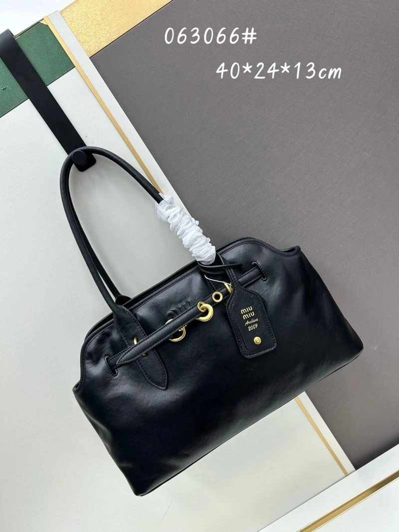 Loewe Top Handle Bags Refined 83583