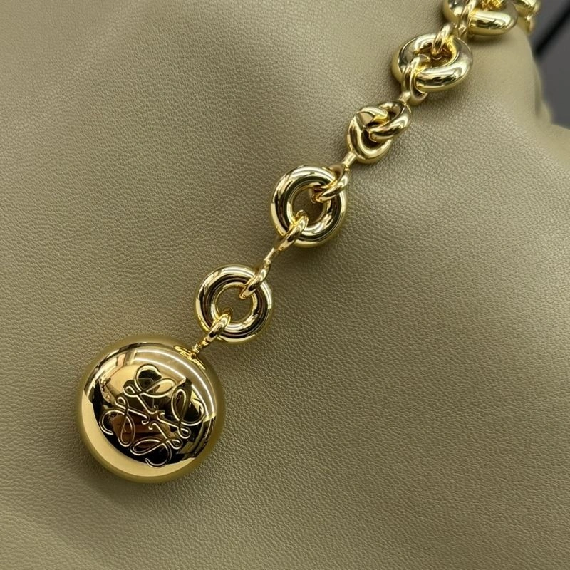 Loewe Top Handle Bags Versatile 58342