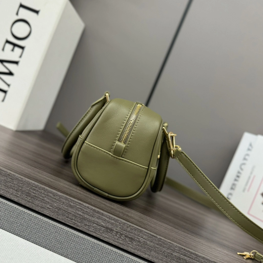 Loewe Top Handle Bags Breathable 67169
