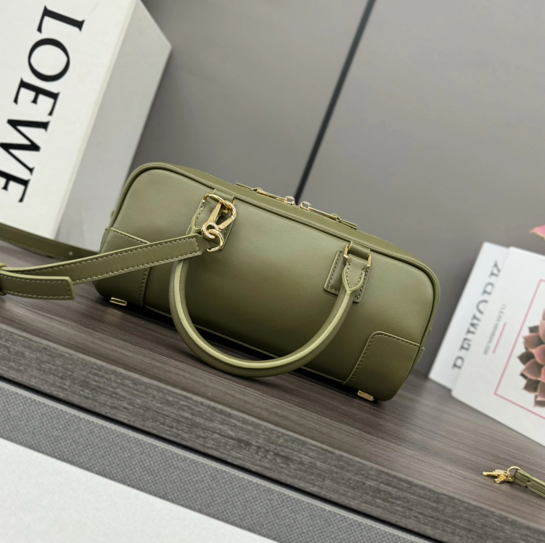 Loewe Top Handle Bags Breathable 67169