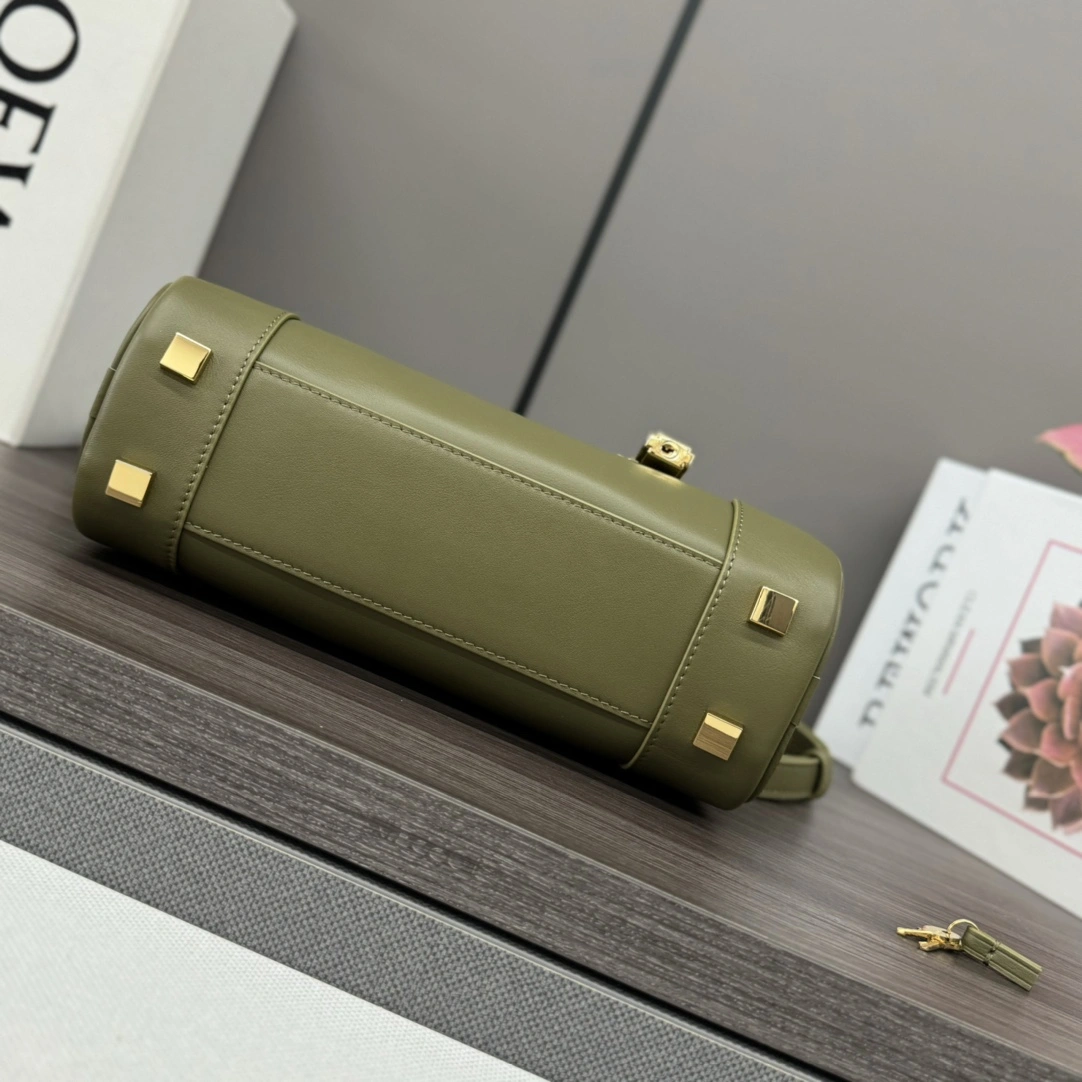 Loewe Top Handle Bags Breathable 67169