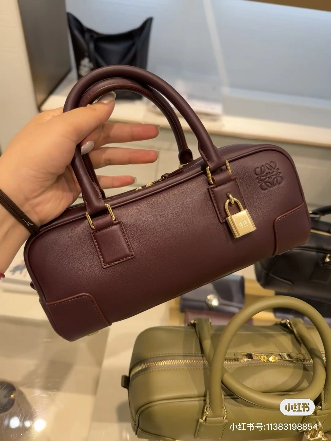 Loewe Top Handle Bags Trendy 67124